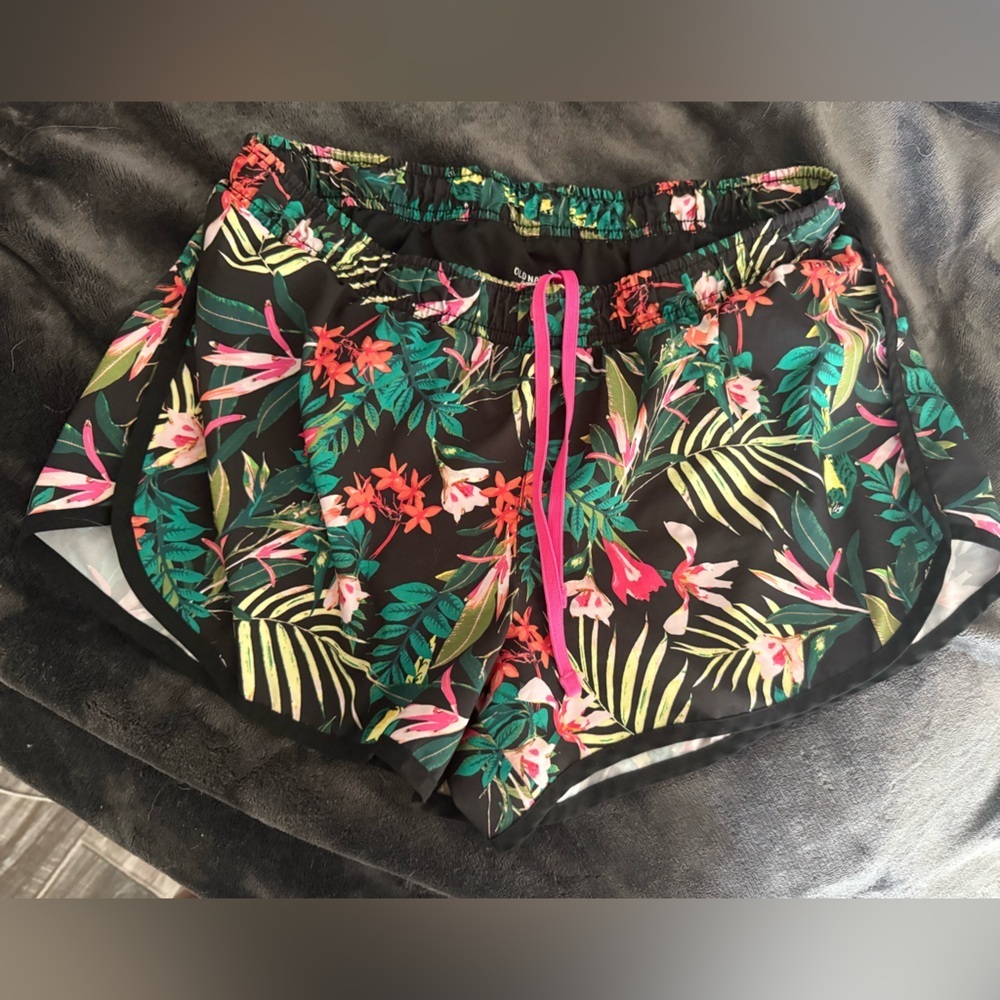 Old Navy Active Black and Green Floral Shorts - Picture 1 of 4